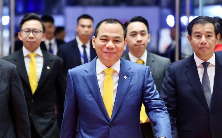 Bùng nổ bất ngờ ở nhóm cổ phiếu liên quan THACO, Hòa Phát - Ảnh 2.