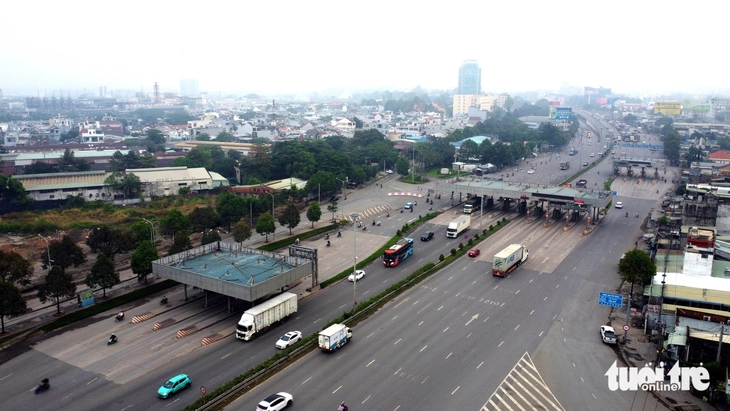 3 trạm thu phí bỏ hoang án ngữ quốc lộ 51 ám ảnh giới tài xế - Ảnh 11.