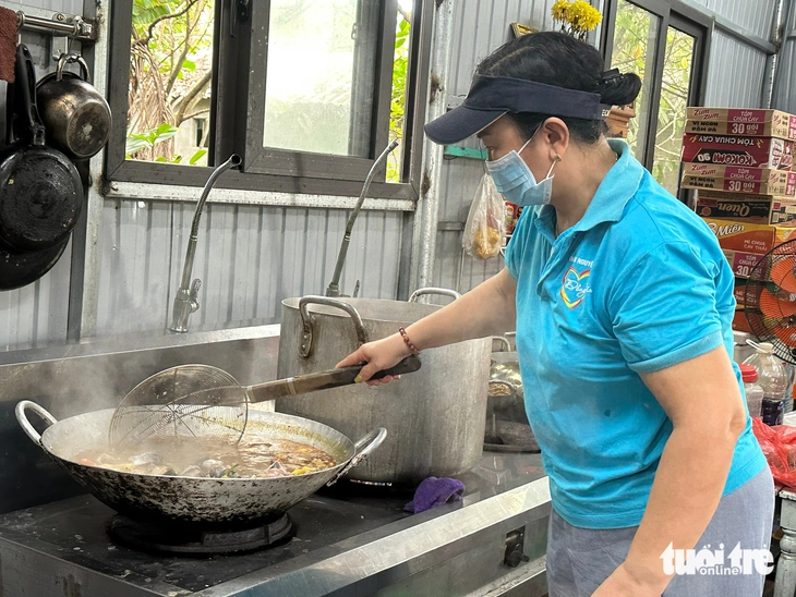 Bếp ăn - Ảnh 3.