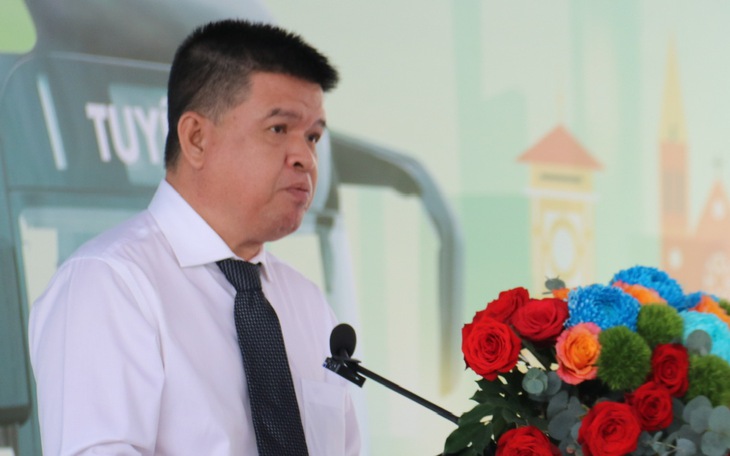 Tết Dương lịch 2026, bến xe không tăng giá, nhiều tuyến buýt ở TP.HCM miễn phí - Ảnh 2.