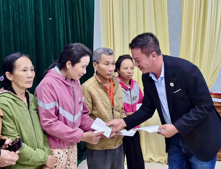 Dân vùng rốn lũ Phú Yên cũ bất ngờ với món quà tái thiết từ GREENFEED và báo Tuổi Trẻ - Ảnh 2.