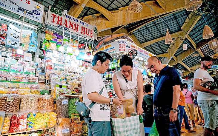 Sát 'giờ G', nhiều hộ kinh doanh vẫn lúng túng - Ảnh 3.