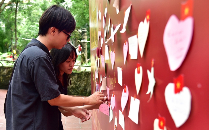 Thảo cầm viên hút khách đến trải nghiệm tuần lễ văn hóa ngày đầu năm mới - Ảnh 6.