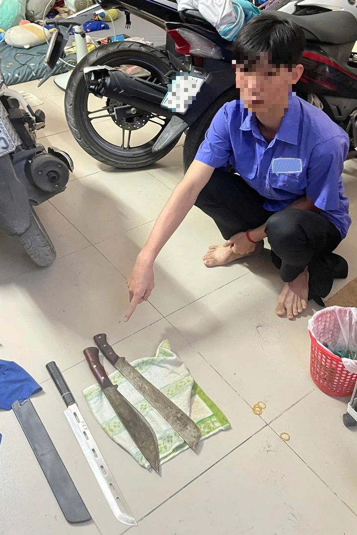 hỗn chiến - Ảnh 2.