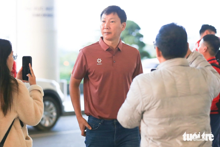 Tuyển U23 Việt Nam lên đường đi Qatar tập huấn - Ảnh 4.