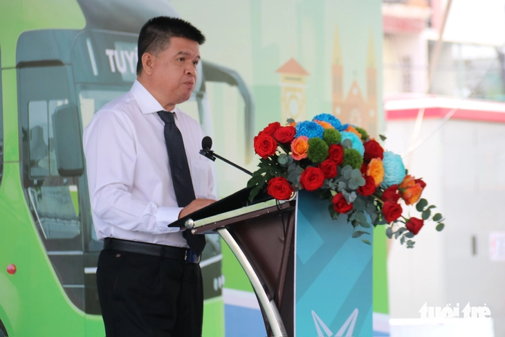 Toàn bộ xe buýt tuyến 150 và 33 ở TP.HCM chuyển sang buýt điện - Ảnh 2.