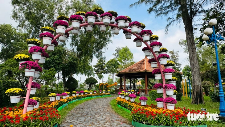 Phố hoa Sa Đéc vào mùa rực rỡ nhất năm - Ảnh 5.