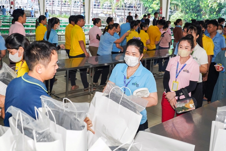 thưởng tết - Ảnh 2.