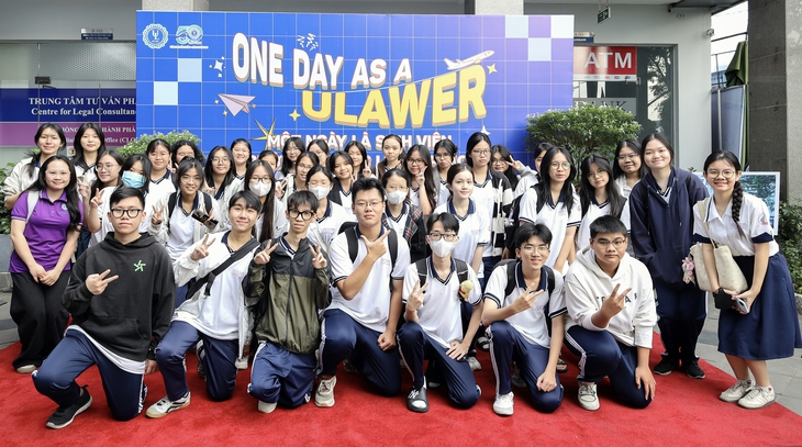 Tuyển sinh 2026: Nhiều trường ngưng tuyển khối A, C - Ảnh 2. tuyển sinh - Ảnh 2.