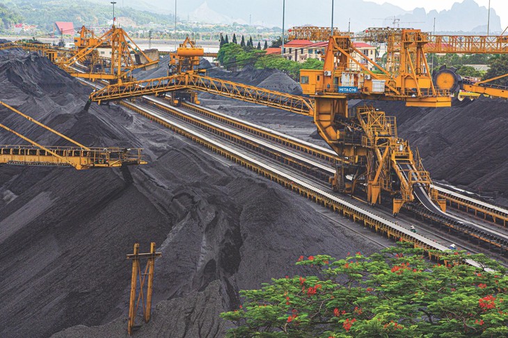 TKV nộp ngân sách khoảng 25.500 tỉ đồng năm 2025 - Ảnh 2.