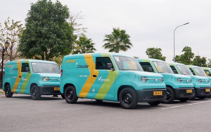 VinFast EC Van bản mới nhận cọc: Giá dự kiến 325 triệu đồng, thêm cửa lùa, có thể bán sau Tết - Ảnh 11.