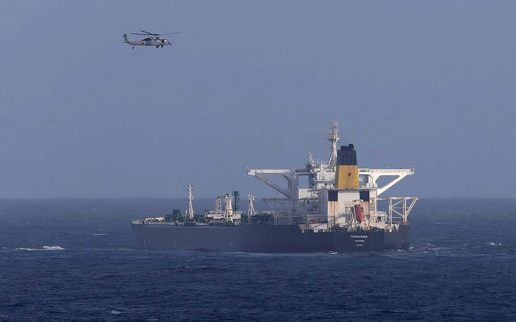 Ông Trump: Mỹ tấn công cảng thuyền chở ma túy ở Venezuela, lần đầu tiên tấn công trên bộ - Ảnh 2.