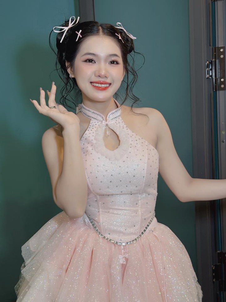 Dương Ái Vy - Ảnh 3.