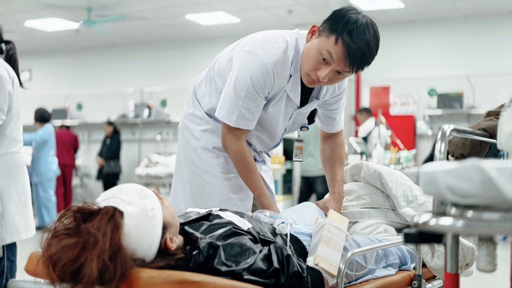 Tình trạng sức khỏe mới nhất của 9 nạn nhân vụ lật xe ở Lào Cai - Ảnh 3.