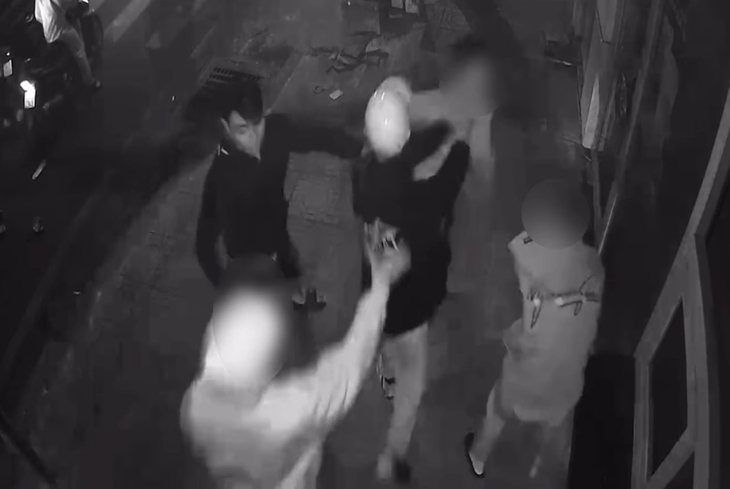 Xóm Chiếu - Ảnh 2.