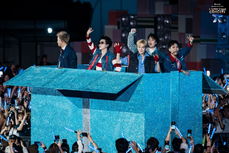 anh trai say hi - Ảnh 5.