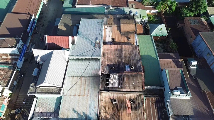 Cháy lúc rạng sáng, 4 người chết trong căn nhà ven quốc lộ 14 - Ảnh 5.