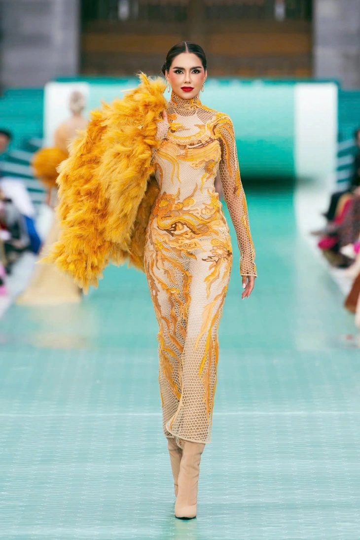 Miss Cosmo - Ảnh 2.