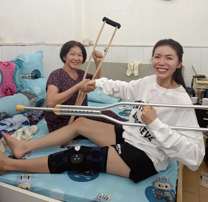 Siêu mẫu Minh Tú năm 2025: Nhập viện 4 lần, nợ nửa tỉ - Ảnh 3.