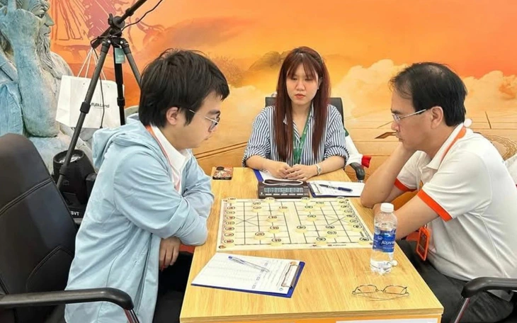 Kỳ thủ 17 tuổi vươn lên đứng đầu làng cờ tướng đỉnh cao - Ảnh 3.