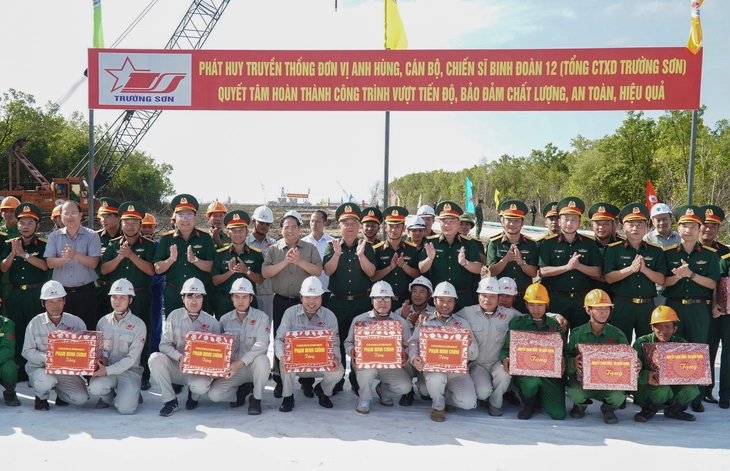 CẦU VƯỢT BIỂN - Ảnh 2.