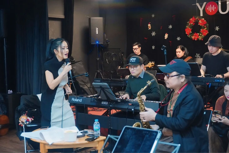 Ồn ào concert Về đây bốn cánh chim trời khiến nghệ sĩ rất đau xót - Ảnh 2.