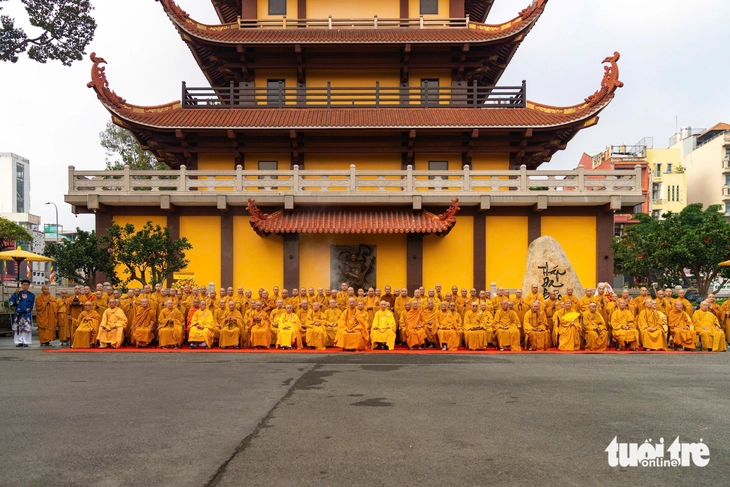 An vị vĩnh viễn xá lợi trái tim Bồ tát Thích Quảng Đức tại Việt Nam Quốc Tự - Ảnh 8. Thích Quảng Đức - Ảnh 7.