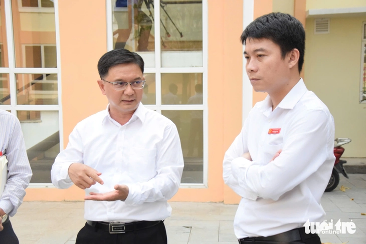 Phó chủ tịch UBND TP.HCM Nguyễn Mạnh Cường khảo sát Trung tâm Phục vụ hành chính công - Ảnh 6.