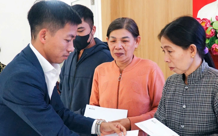 GREENFEED Việt Nam đến Quảng Ngãi: Những cảnh đời khốn khó vỡ òa - Ảnh 2.