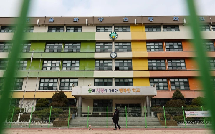 Niềm vui kép ở ngôi làng Hàn Quốc: đón đứa trẻ đầu tiên sau 17 năm và 4 bé vào tiểu học - Ảnh 3.