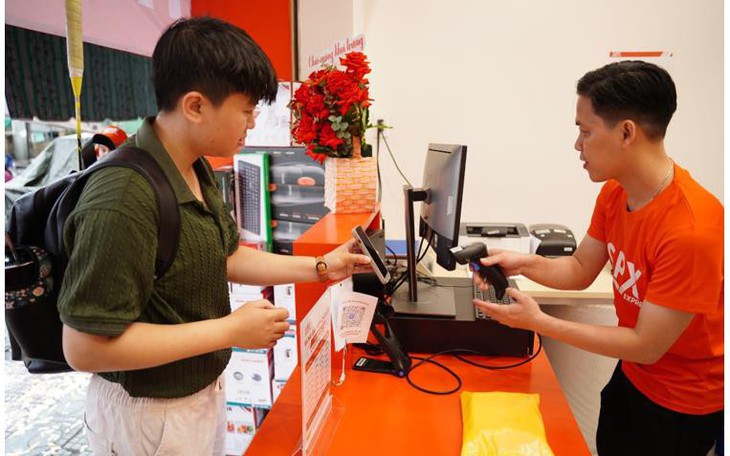 Nữ tài xế SPX Express trên hành trình giữ niềm tin khách hàng - Ảnh 2.
