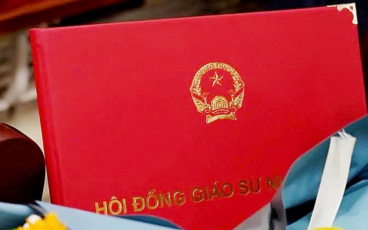 TP.HCM đề xuất hỗ trợ nhà giáo học thạc sĩ, tiến sĩ đến 637 triệu đồng - Ảnh 2.