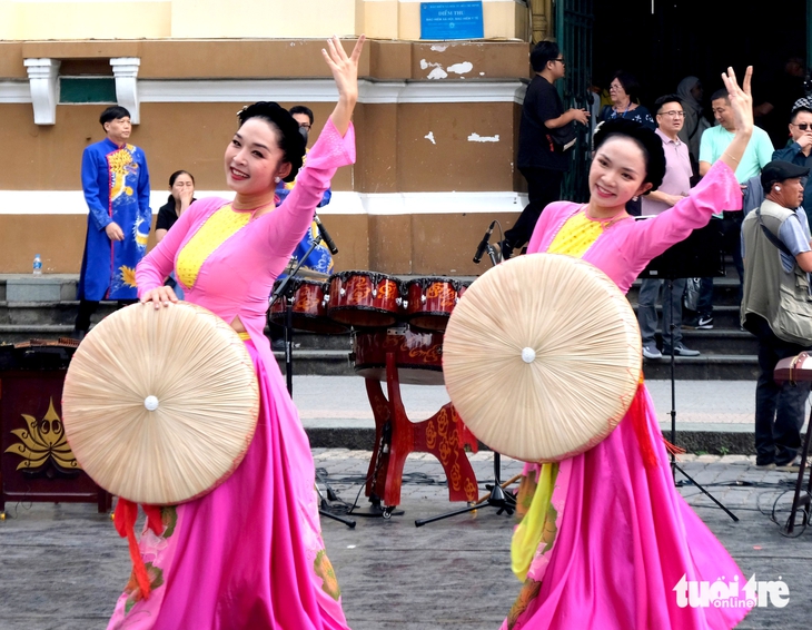 Nếu máy có thể sáng tạo, vậy con người khác gì? - Ảnh 2.