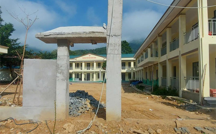 Học sinh chưa hưởng chính sách vì… phụ lục hành chính - Ảnh 5.