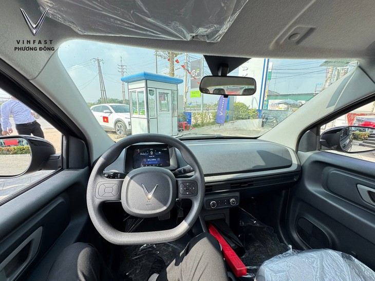 VinFast Minio Green - Ảnh 8.