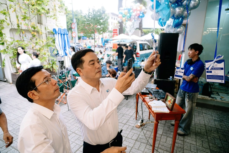 Lễ hội Vượt sóng mang yêu thương đến với người khuyết tật - Ảnh 4.