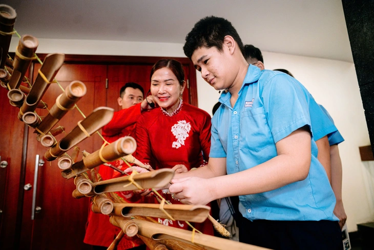 Lễ hội Vượt sóng mang yêu thương đến với người khuyết tật - Ảnh 5.