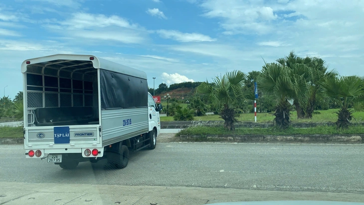 xe tập lái - Ảnh 4.