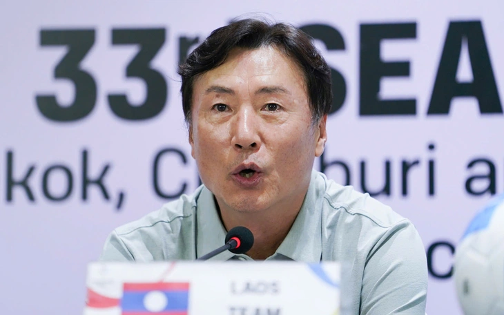 Những hình ảnh phản ứng của HLV Kim Sang Sik không có trên truyền hình - Ảnh 2.