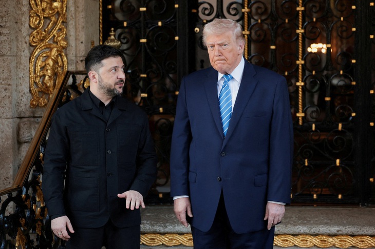 Ông Zelensky thảo luận với ông Trump về khả năng triển khai quân đội Mỹ tại Ukraine - Ảnh 1. Ông Zelensky tiết lộ mong muốn binh sĩ Mỹ có mặt ở Ukraine - Ảnh 1.
