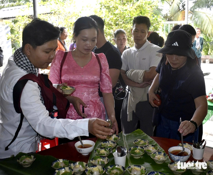 Vĩnh Long ra mắt mô hình du lịch cộng đồng đầu tiên ở xã Nhị Long - Ảnh 2.