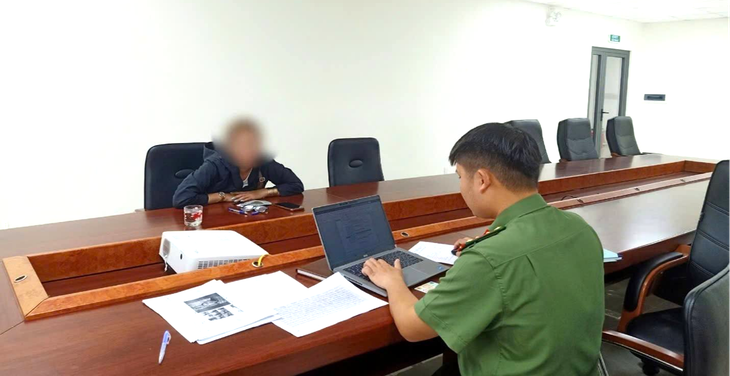 Công an xử lý 5 trường hợp chia sẻ bài viết từ các trang của Lê Trung Khoa - Ảnh 1.