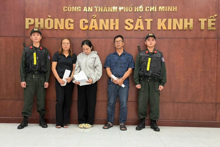 Bắt giám đốc Công ty Profit cầm đầu đường dây buôn lậu thực phẩm chức năng - Ảnh 1.