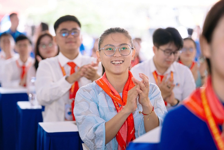 Hơn 6 triệu người trẻ, TP.HCM phải bật lên nguồn lực trẻ - Ảnh 1. Hơn 6 triệu người trẻ, TP.HCM phải bật lên nguồn lực trẻ - Ảnh 1.