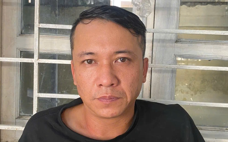 Cầm dao náo loạn đám 'làm phước', một thanh niên lãnh 30 tháng tù - Ảnh 3.