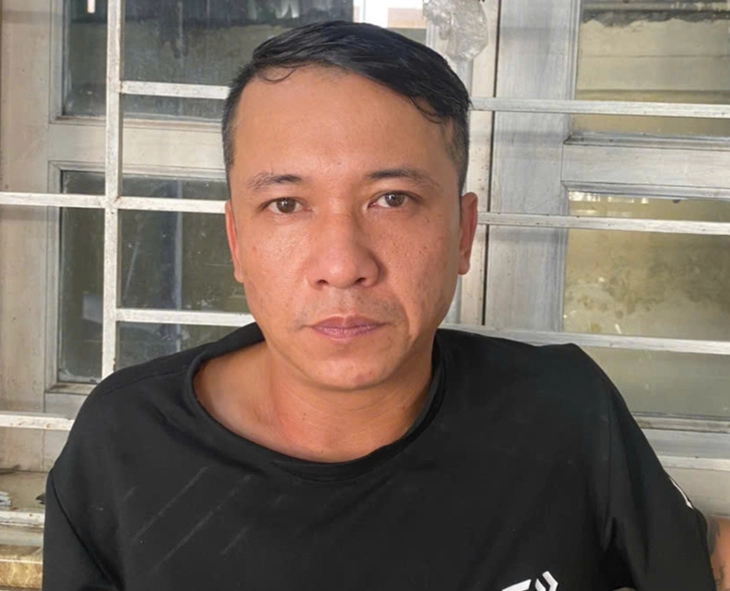 đâm bạn - Ảnh 1.