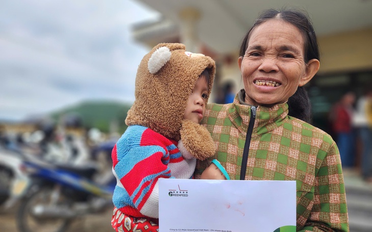 GREENFEED Việt Nam đến Quảng Ngãi: Những cảnh đời khốn khó vỡ òa - Ảnh 11.