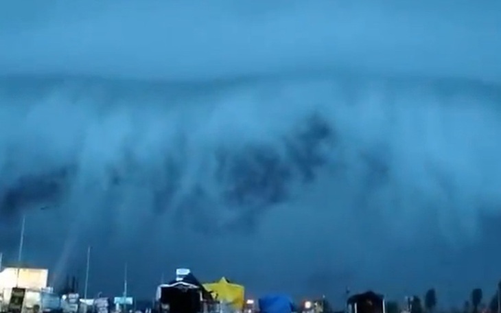 Làm rõ thông tin Chủ tịch Hạ viện Mỹ quyên góp toàn bộ tiền lương làm từ thiện? - Ảnh 4.