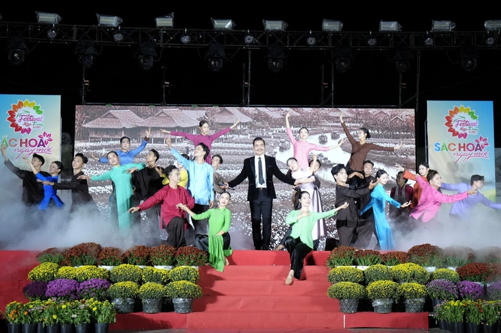 Sa Đéc kể chuyện làng hoa trăm năm bằng sân khấu thực cảnh - Ảnh 2.