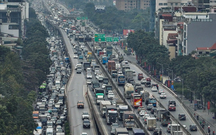 Xử lý gần 10.500 lái xe vi phạm trong ngày đầu năm, tai nạn giảm mạnh - Ảnh 6.